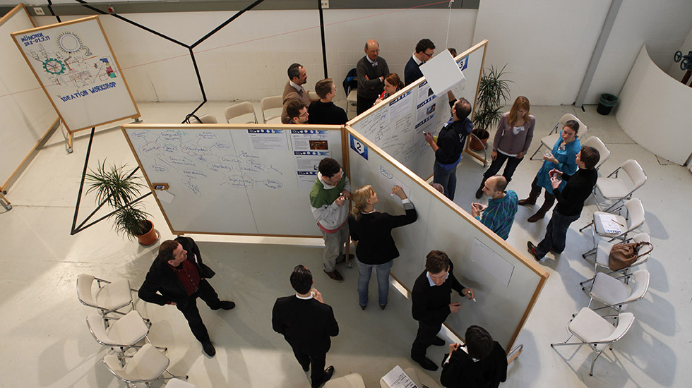 whiteboards Y-formation